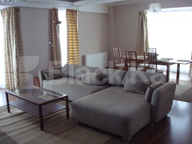 			new instruction, 3 Bedroom, 1 bath, 1 reception Flat			 Gloucester Place, MARYLEBONE